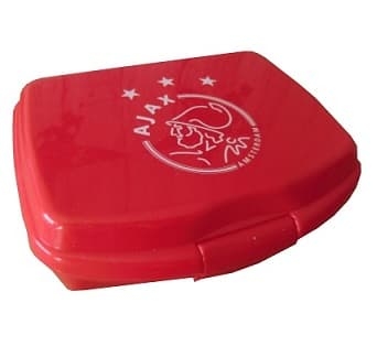 Ajax lunchbox                          www.fanmarkt.nl